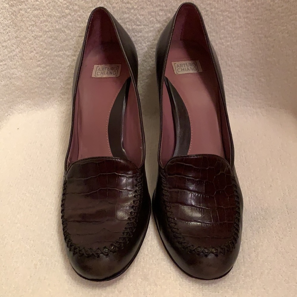 Arturo Chiang Chocolate “Nelly” Pumps 6.5